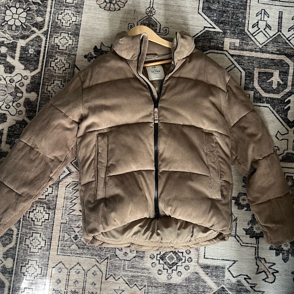 Abercrombie & Fitch Tan Corduroy Puffer Jacket